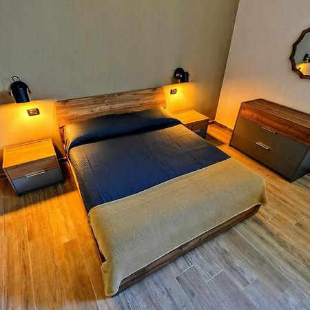 Sea Lion Apartman Trani Kültér fotó